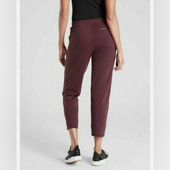 Athleta Venice Pintuck Pants Crop Ankle Pockets Antique Burgundy Wine Medium - Picture 8 of 10
